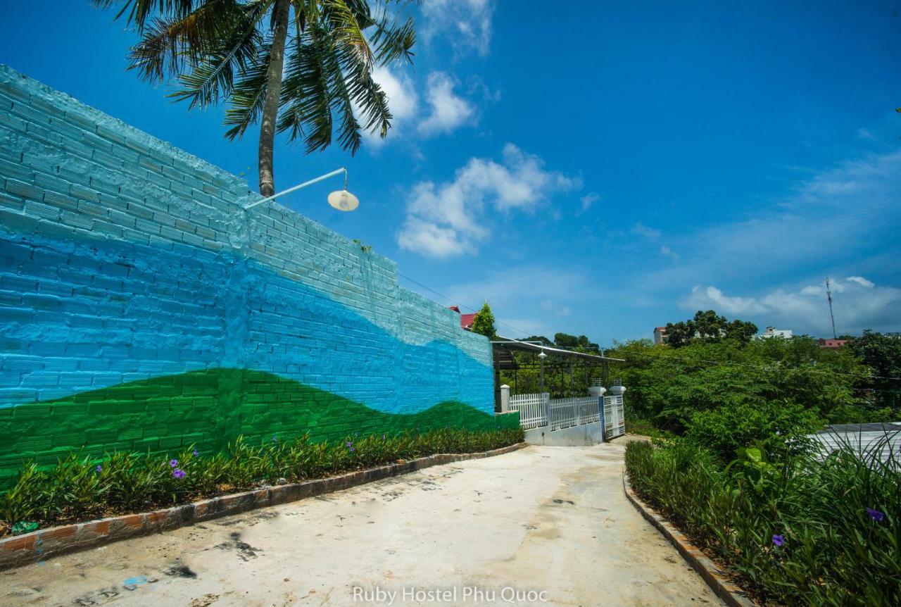 Ruby Phu Quoc Hostel Kültér fotó